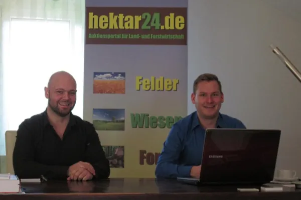 Bild: Liebe vergeht, Hektar besteht - Landwirtschaftsportal hektar24.de geht an den Start