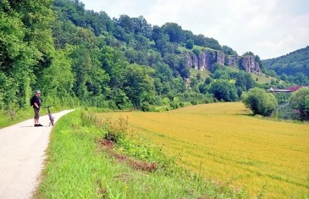Das Altmühltal auf dem Fahrrad entdecken Bild: Das Altmühltal auf dem Fahrrad entdecken