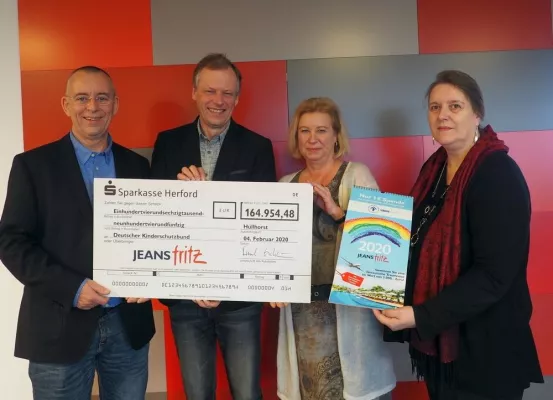 Bild: Traditionsreiche Spendenpartnerschaft von JEANS FRITZ mit dem DKSB feiert 20jähriges Jubiläum