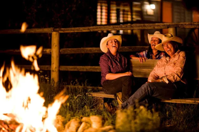 Cowboy-Feeling im Jubiläumsjahr: CANUSA TOURISTIK bietet Ranch-Urlaub in Kanada an Bild: Cowboy-Feeling im Jubiläumsjahr: CANUSA TOURISTIK bietet Ranch-Urlaub in Kanada an