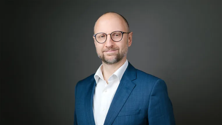 Bild: Rechtsanwalt Dr. Simon Harald Baier: Nachhaltige Compliance für Unternehmen