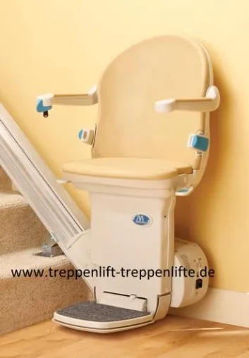 Bild: Fachberatung zum Thema Treppenlifte – ein Service des Sanitätshaus Bandagen Oltzscher