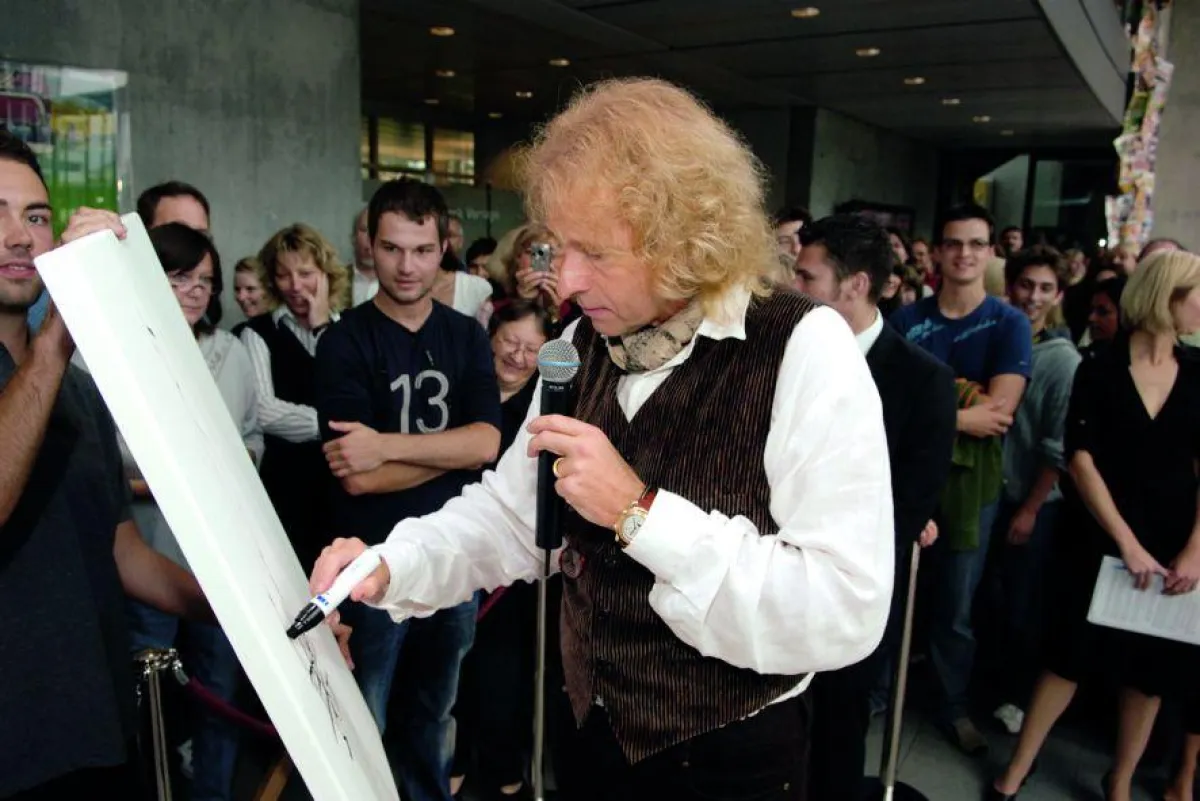 Mit edding gemalt - von edding ersteigert: Ein Unikat von Thomas Gottschalk.