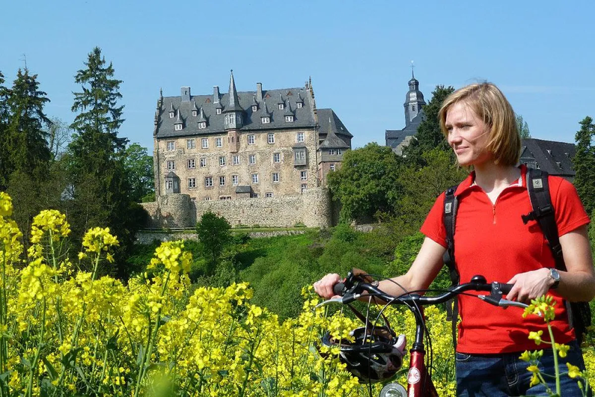 Genußradeln auf dem Vulkanradweg und dann zur Apfeleinkehr - das ist Urlaubsvergnügen pur