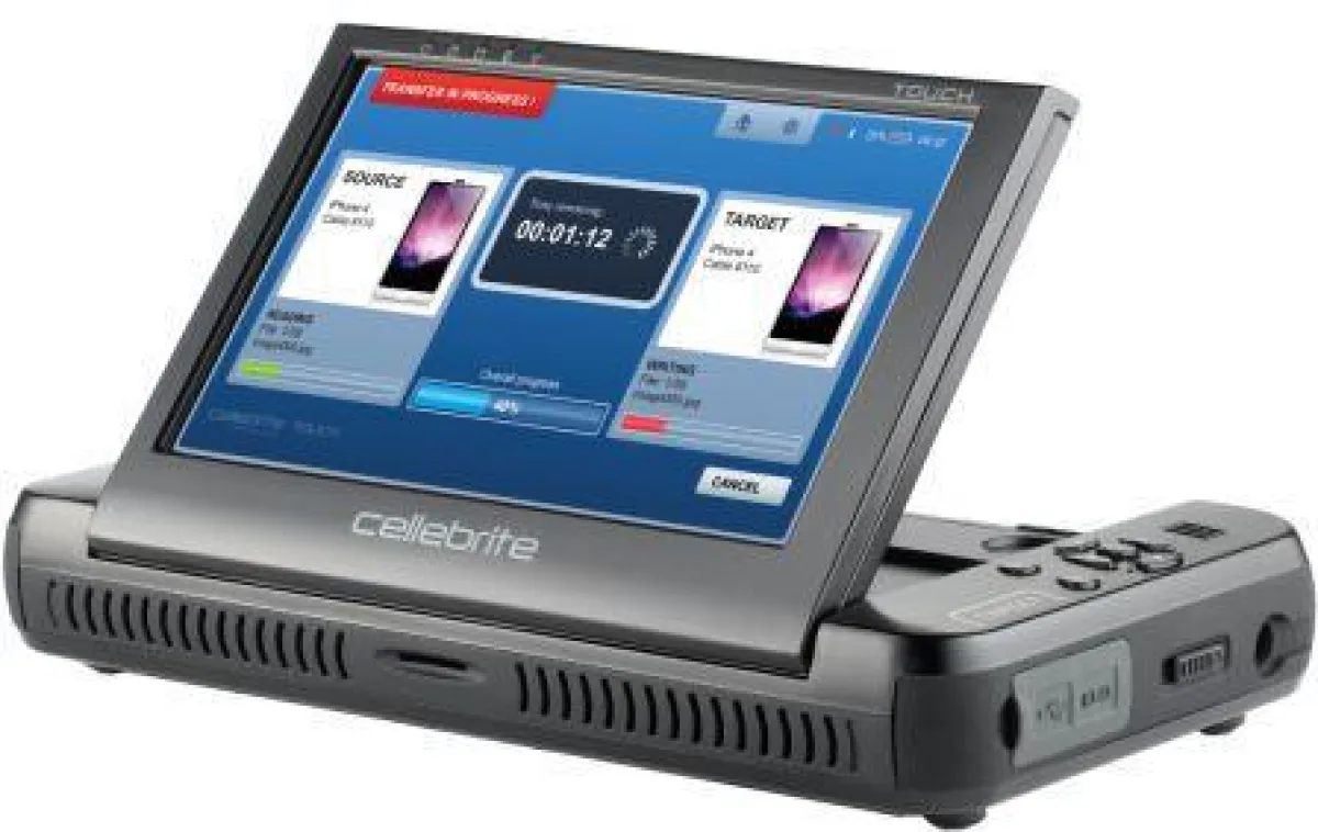 Spielend leicht Daten von Handy zu Handy übertragen mit dem Cellebrite Touch.