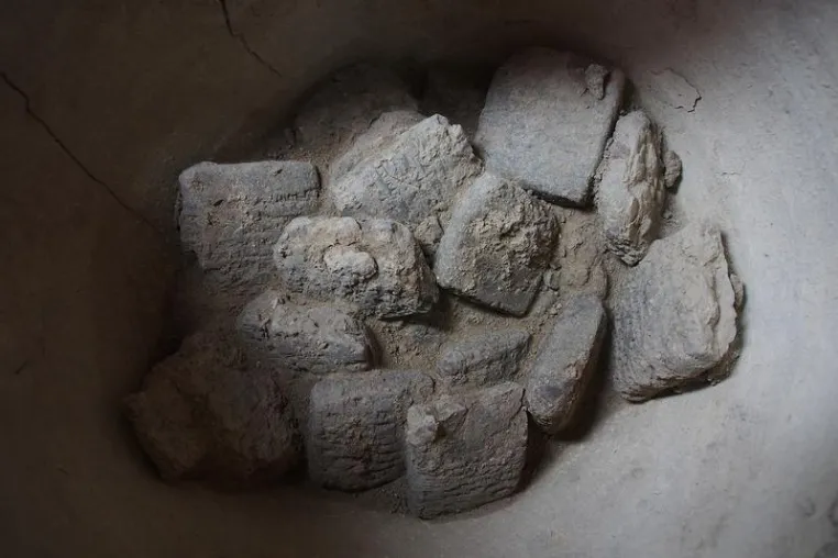 Bild: Tübinger Archäologen entdecken Keilschriftarchiv in der kurdischen Region des Irak