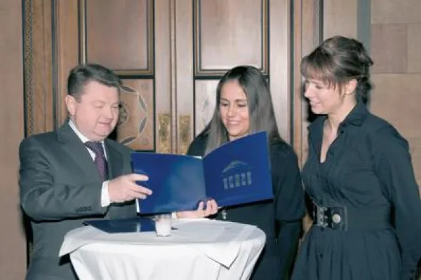 Bild: Bundesverband in der Immobilienwirtschaft verleiht bfb-immo-preis