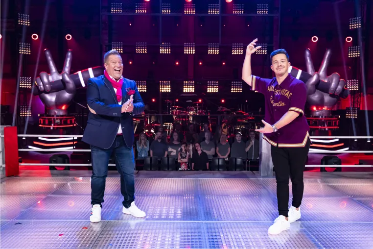 Manuel Lojo gewinnt Battles und zieht damit in die Sing Offs von The Voice of Germany! Bild: Manuel Lojo gewinnt Battles und zieht damit in die Sing Offs von The Voice of Germany!