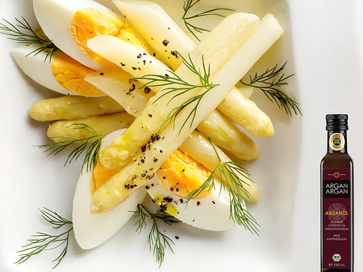 Spargelsalat mit Arganöl (ARGANARGAN) (© Tastygoods UG - www.arganargan.de)