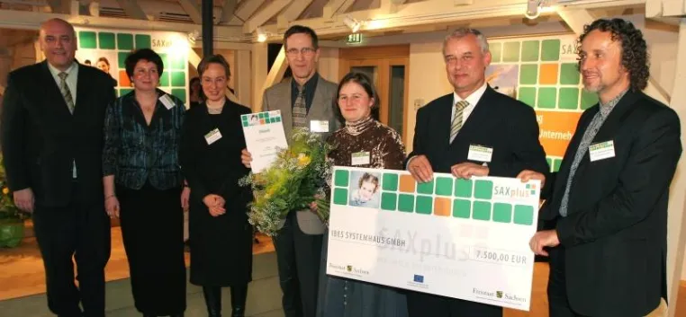 Bild: Wettbewerb "SaxPlus Pro Familie Top Unternehmen" - ibes erreicht 3. Platz