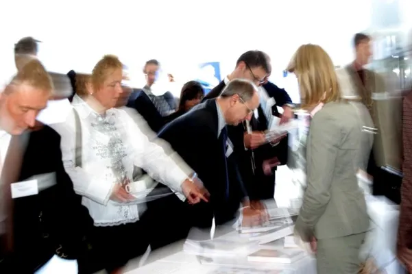 Bild: Klares Signal vom VfCM-Bundeskongress 2010 in Hannover: Credit Manager fordern nachhaltiges Wirtschaften