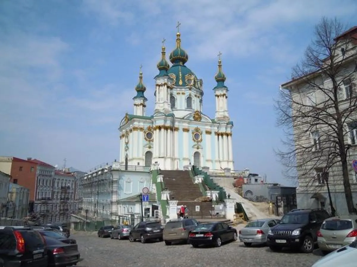 Die Kiewer Andreas-Kirche ist nicht das erste Projekt, bei dem DuPontTM Typar® zur Rettung historischer Gebäude genutzt wurde.