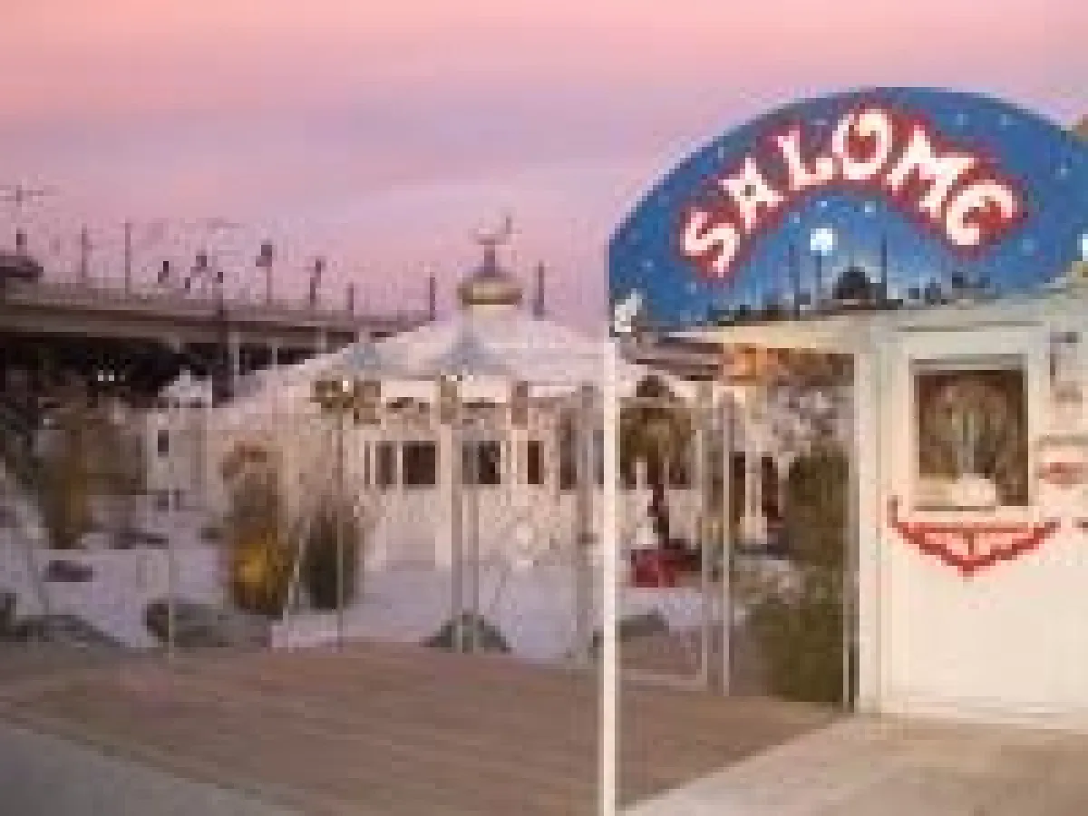 Inmitten einer Großstadt, das Traumtheater Salome