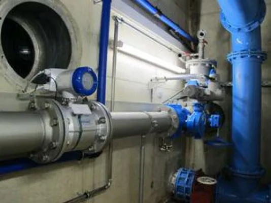 Bild: Trinkwasser produziert Strom: Stadtwerke Rödental wollen im Hochbehälter Mahnberg Wasserkraftanlage bauen