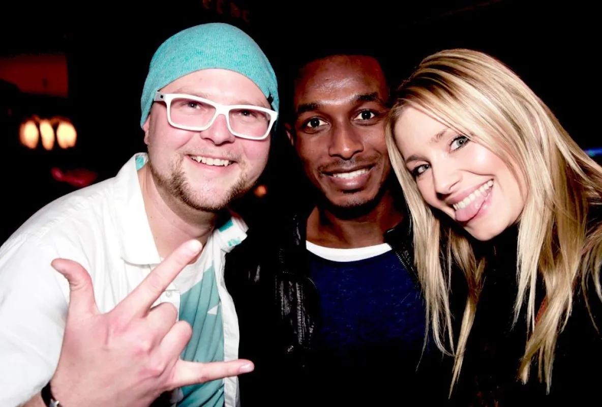 Thorsten Jürries, Profi-Kicker Charles Takyi & Model Sophye Gassmann