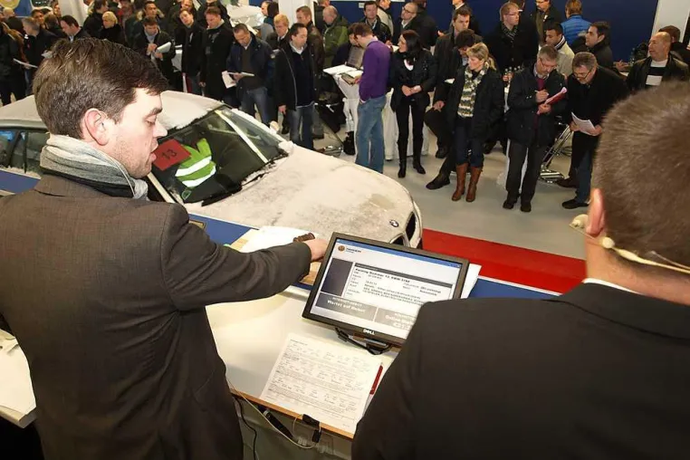 Bild: Erfolgreiche Premierenauktion in Neunburg: Manheim eröffnet zweites Auktionszentrum in Deutschland