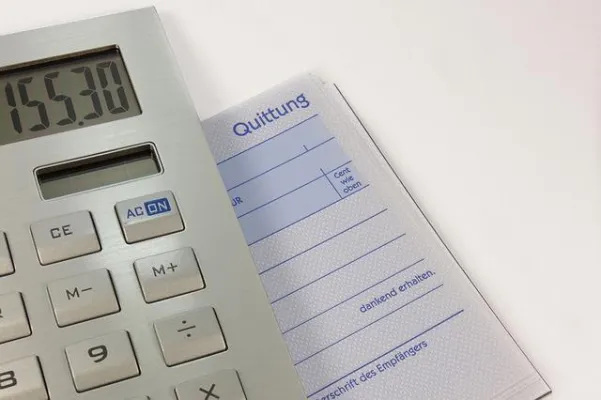 Bild: Steuererklärung entspannt vorbereiten mit dem Vioeasy® Online-Kurs