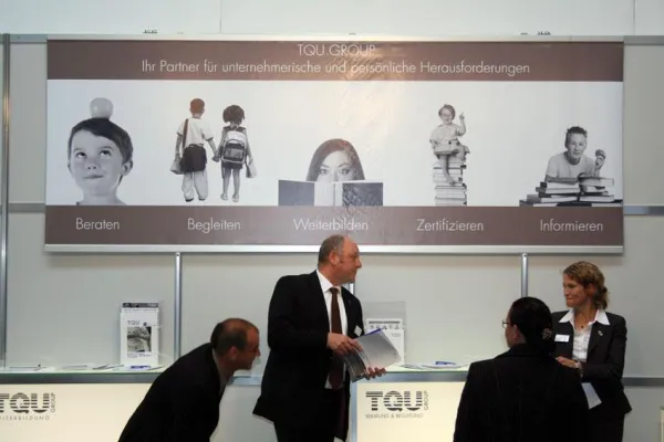 Bild: Run auf den Messestand der TQU GROUP