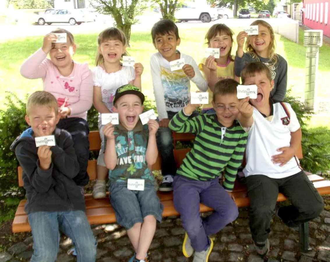 Gruppenfoto mit bytewerk Aufklebern