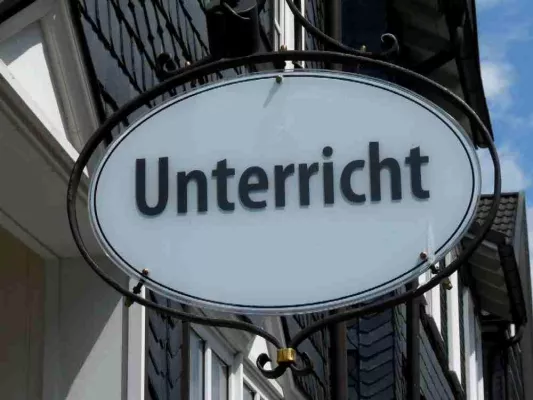 Bild: Bildung nur für Reiche?