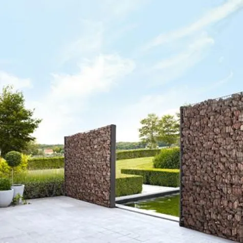 „Zenturo Super“ Zaun: neue Maschung, neue Gestaltungselemente Bild: „Zenturo Super“ Zaun: neue Maschung, neue Gestaltungselemente