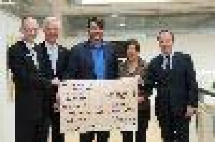 Bild: Familien stärken und begleiten