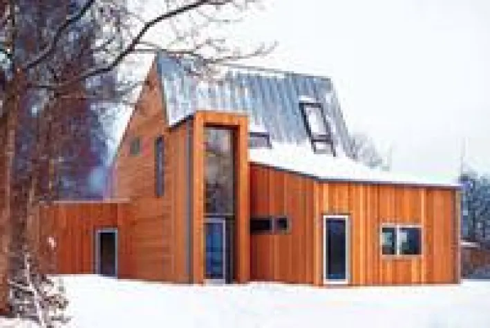 Bild: So wird das Dach fit für den Frühling - Dachpflege - so gehts