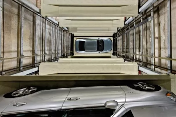 Parksystem von Wöhr lindert Parkplatznot in Madrider Innenstadt Jeden Zentimeter Parkraum effektiv genutzt Bild: Parksystem von Wöhr lindert Parkplatznot in Madrider Innenstadt Jeden Zentimeter Parkraum effektiv genutzt