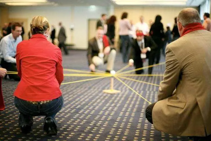 Bild: Teamentwicklung zwischen Seminar und Erlebnis
