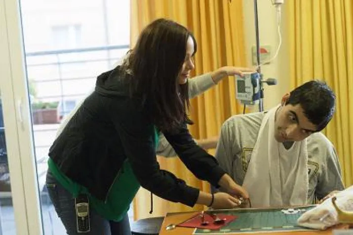 Karriere machen im Pflegeheim Bild: Karriere machen im Pflegeheim