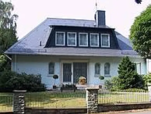 10 Jahre Dachbeschichtung – Hank-Dachbeschichtungen feiert Firmen-Jubiläum Bild: 10 Jahre Dachbeschichtung – Hank-Dachbeschichtungen feiert Firmen-Jubiläum