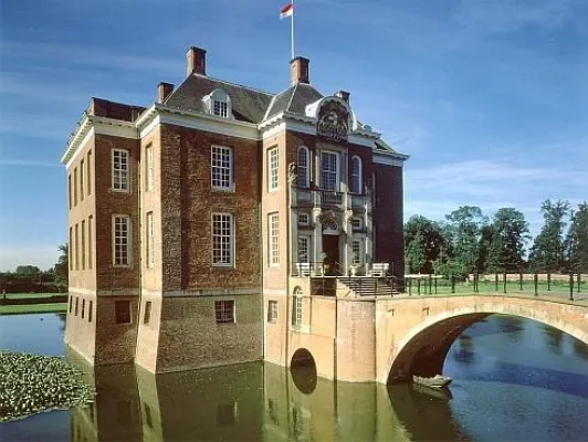 Bild: Culture & Castles präsentiert sich auf der ITB - Reges Interesse an herrschaftlichen Übernachtungsangeboten