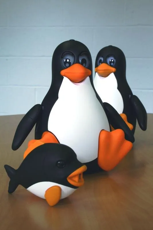 Tux Droid mit USB Fisch Dongle
