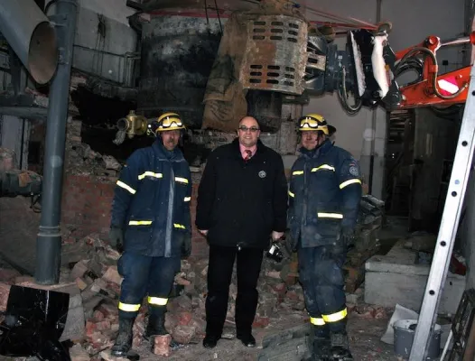 DRK Nürtingen-Kirchheim/Teck e.V.: Auftakt für den Abbruch Bild: DRK Nürtingen-Kirchheim/Teck e.V.: Auftakt für den Abbruch