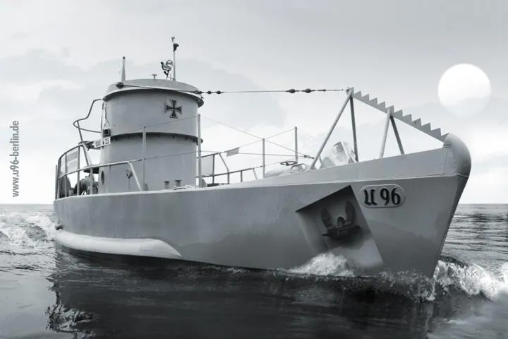 Bild: Berlins einzigartiges U-Boot auf Promotion-Tour