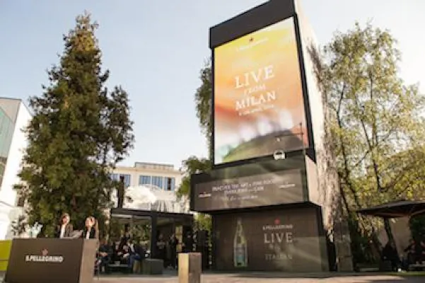 Bild: Auf dem S.Pellegrino Kochtower zeigen Sterneköche anspruchsvolle Spaghetti-Kreationen