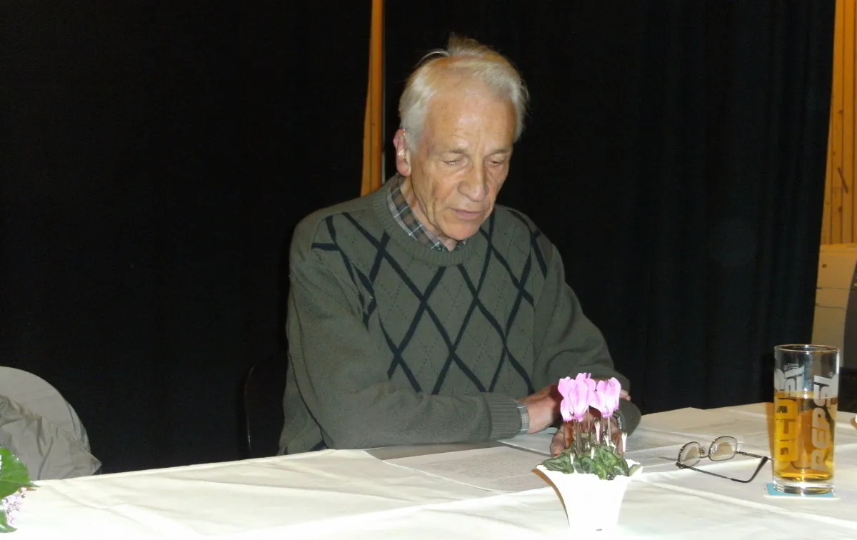 Otto W. Teufel, stellvertr. Vorsitzender der ADG, auf der Mitgliederversammlung vom 5. Oktober 2010 (© ADG)