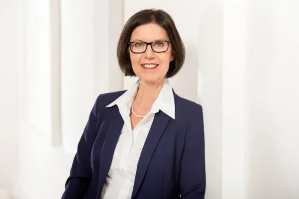 Bild: Expertin für Business-Astrologie beim größten Speaker Slam Deutschlands in Bernkastel-Kues