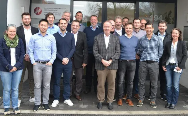 Bild: Stadion-Sicherheit: Management-Hochschule HdWM macht Security-Chefs der Fußball-Bundesliga fit für die Zukunft