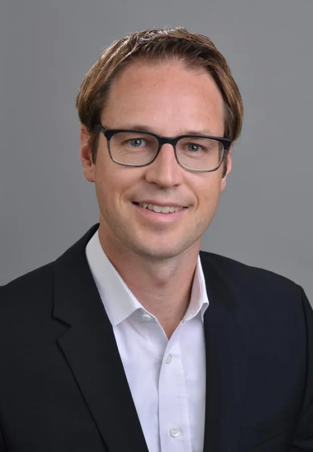 Prof. Dr. Reto Hofstetter, Professor für Betriebswirtschaftslehre an der Universität Luzern (Bild: Universität Luzern)