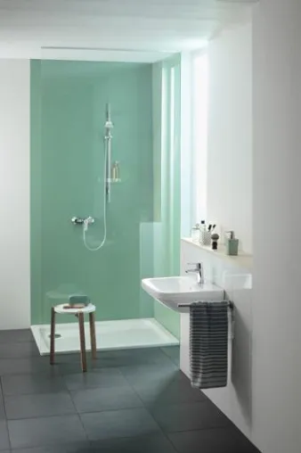 Stress abbauen unter der Dusche Bild: Stress abbauen unter der Dusche