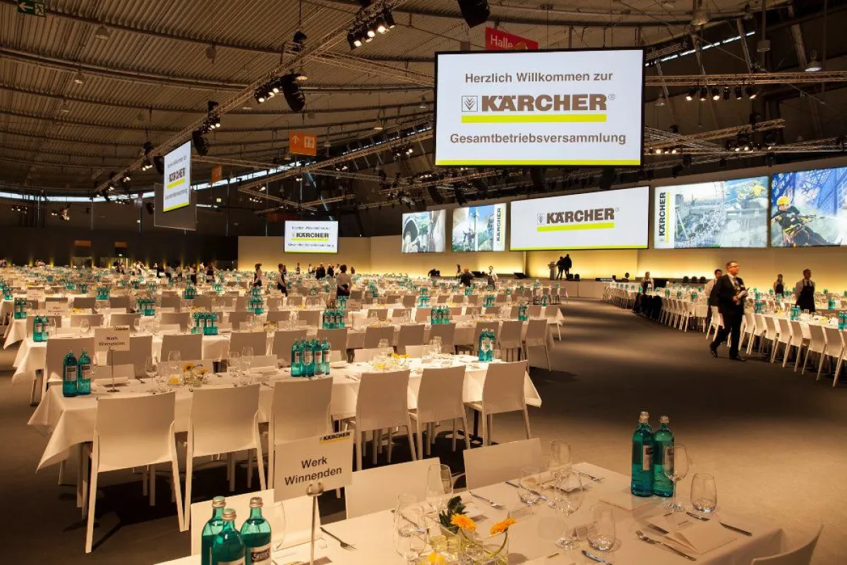 Herausforderung Hallenbestuhlung: Das Raumkonzept muss 2.600 Gäste berücksichtigen.