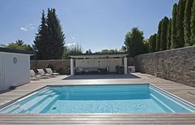 Bild: Der eigene Pool: Urlaub in Gardenia