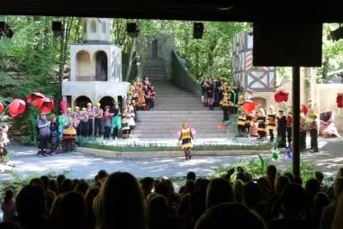 Bild: 8000 Zuschauer sehen Majas Wasserschlacht