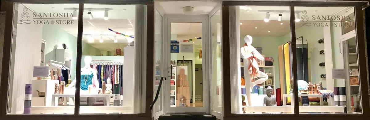 SANTOSHA YOGA STORE - Ladengeschäft in Paderborn (© SANTOSHA YOGA STORE)