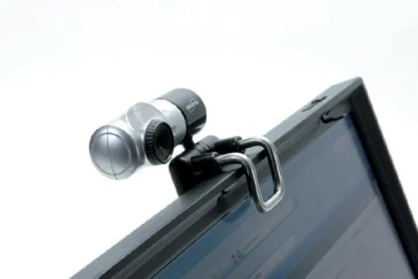 Bild: Contact: Flexible Notebook-Webcam - Perfekter visueller Begleiter für unterwegs