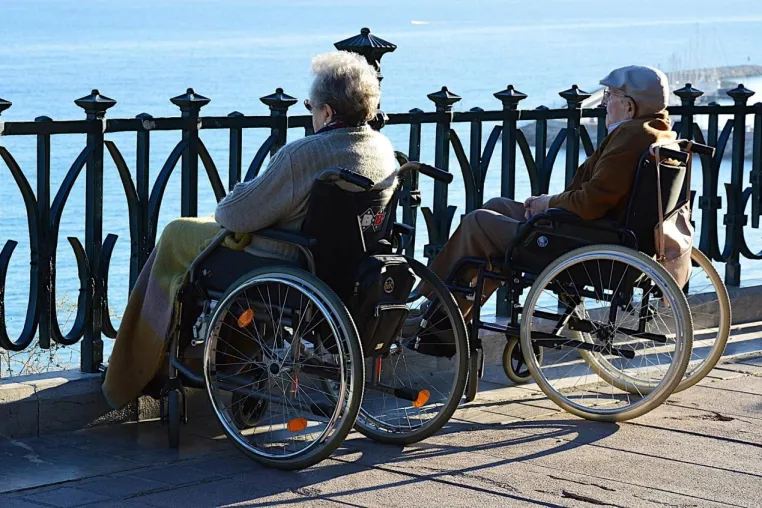 Mode für Menschen mit Handicap Bild: Mode für Menschen mit Handicap