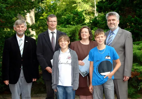 Bild: Kooperationsvereinbarung mit Evangelischer Sekundarschule Hedersleben unterzeichnet