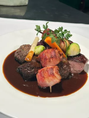 Privathotels Dr. Lohbeck: Wildes Surf & Turf im Heide Kröpke Bild: Privathotels Dr. Lohbeck: Wildes Surf & Turf im Heide Kröpke