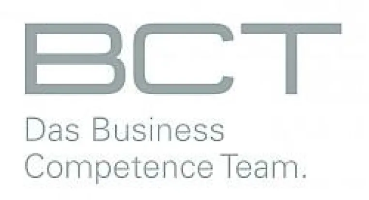 Bild: Sieben auf einen Streich: Das Business Competence Team startbereit für die Region Freising und München